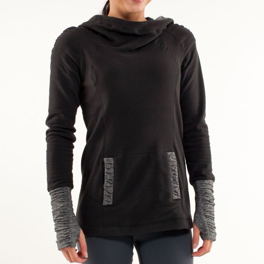 lululemon athletica Women's Black Apres Run Long‎ Sleeve Pullover  fleece